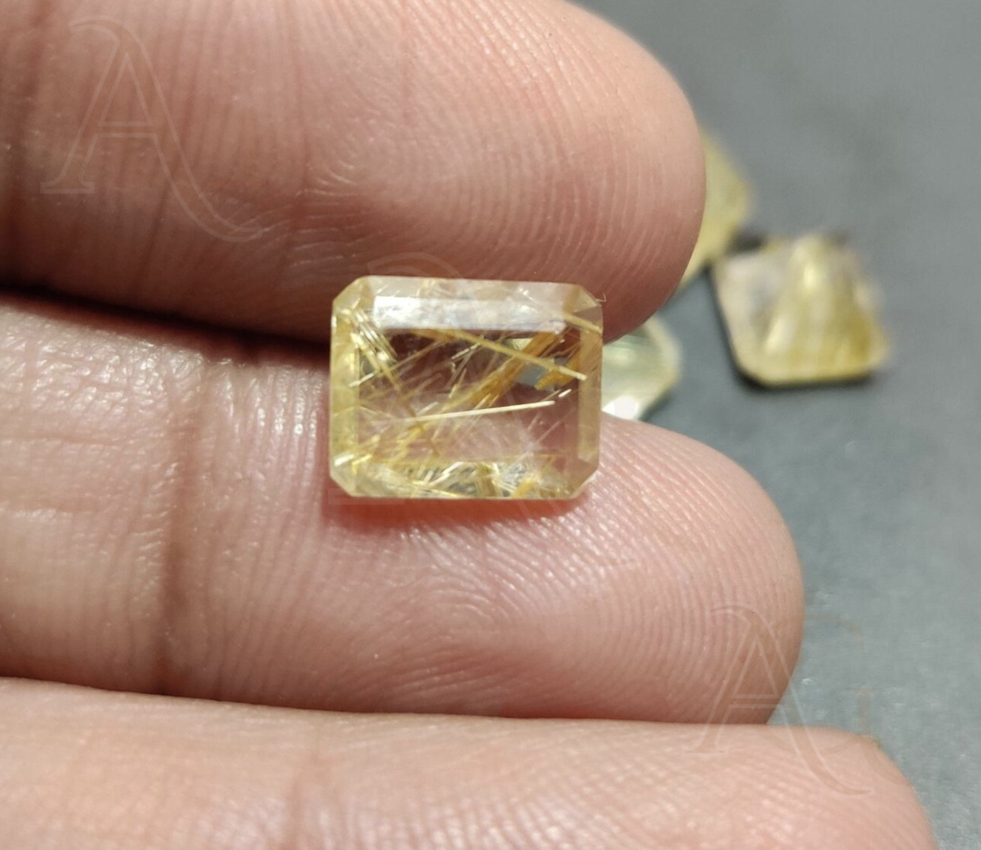 ตามที่แสดงในภาพ