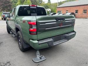 Ventes aux enchères pour Nissan Frontier 4x4 PRO-4X 4 portes Crew Cab 5 pi. SB 2025 - Product Image 2