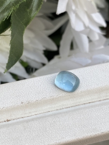 Cabochons en forme de coussin aigue-marine de couleur naturelle avec une pierre précieuse en vrac de bon lustre pour la fabrication de bijoux 3.31 carats - Product Image 2