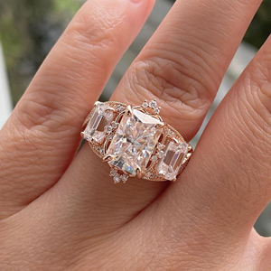 Anillos de joyería fina de compromiso de estilo Art Deco de diamante cultivado en laboratorio de corte radiante de 4,00 quilates en oro rosa de 14K - Product Image 4