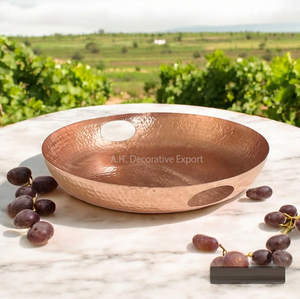 Plateau de service en aluminium poli fait à la main avec motif de fruits, compatible lave-vaisselle et micro-ondes, pour centre de table de mariage - Product Image 2