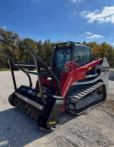 จัดส่งฟรี Takeuchi TL12R2 รถตักล้อยางขนาดเล็ก 111 แรงม้า พร้อมหัวบดไม้ น้ำหนัก 1,349 กก. ROC, อัตราการไหลสูง 153 ลิตร/นาที ราคาดีที่สุด - Product Image 2
