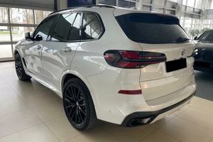 Autos usados sin accidentes, BMWs X5 xDrive30d M Sport 2025, listos para enviar - Product Image 2