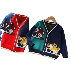 Offre Spéciale personnalisé col en v pull bébé garçon et filles hiver lapin dessin animé jacquard pull enfants tricots cardigan2025 - Product Image 6