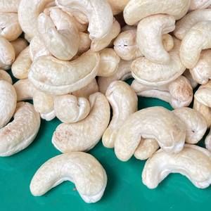 Fabrication de noix de cajou 1 Kg Noix de cajou Vietnam Noix de cajou Ww180 Ww240 Ww320 Vente en gros Exportée vers l'Asie, l'UE, MOYEN-ORIENT - Product Image 1