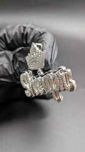 จี้เพชรโมอิสซาไนต์ทรงหยดน้ำแบบ Iced Out ตัวอักษรย่อสั่งทำพิเศษ เงินแท้ 925 ชุบโรเดียม ความเงางามสูง - Product Image 4