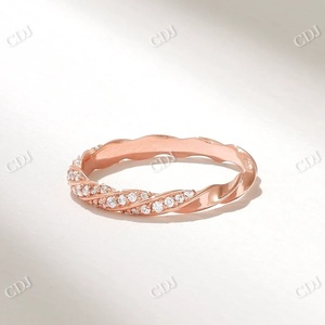 Bague de mariage en diamant naturel torsadé ensemble de pavés Vintage bague de fiançailles en or massif minimaliste empilable bague de promesse de mariée pour elle - Product Image 5