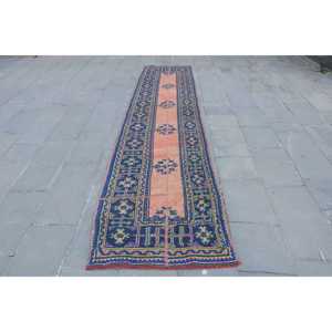 Alfombra Vintage, Alfombra Turca de 2.6x11.4 pies, Alfombra Oriental de Lana Azul y Roja - Product Image 1