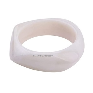 <b>Red</b> Wide Irregular Geometric Bangle <b>Bracelet</b> Made of Multicolor Square Acrylic Resin for Bold Fashion and Statement Jewelry Look - Product Image 3