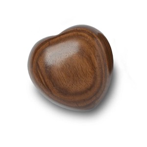 Urnes de crémation en bois en forme de coeur de haute qualité pour cendres Urne funéraire en bois pour animaux de compagnie adultes Urnes commémoratives artisanales fabriquées au Viet Nam - Product Image 2