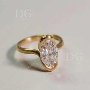 Anillo de Compromiso y Matrimonio de Plata 925 para Mujer, Moissanita de 4.0 CT, Engaste de Media Montura Hecho a Mano, Corte Ovalado, Estilo Étnico, Perfecto para Aniversario - Product Image 4