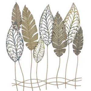 Grande pièce de design floral d'art mural en métal décoratif fait à la main avec des détails complexes pour des intérieurs modernes intemporels - Product Image 2