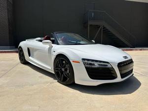 Audi R8 V10 quattro Spyder 2014 Usado en Buen Estado, Convertible de 2 Puertas, Tracción en las Cuatro Ruedas - Product Image 6