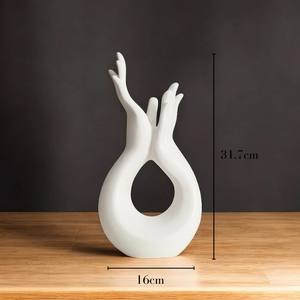 Céramique Tenant Mains Vase Nordique Minimaliste Décor Symbole De L'amour Ensemble Unique Cadeau Unique Pour La Maison - Product Image 2