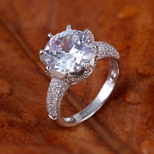 Bague de mode Jeulia en argent sterling avec grand diamant rond - Product Image 4