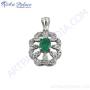 Ovale coupe en forme de CZ teint vert émeraude 925 solide pendentif en argent Sterling élégant mignon bijoux cadeau pour femmes filles pour les fêtes - Product Image 2