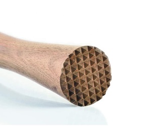 Moulin à cocktail en bois fait main, moderne, écologique, durable, 12 pouces, outil de bar - Product Image 3