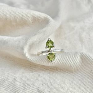 แหวนเงินพลอยเพอริดอทแบบคลาสสิกแหวนแต่งงานและแหวนหมั้นดีไซน์น้ำหนักเบา - Product Image 4