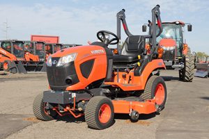 Mini Tractor Agrícola 4x4 Rápido y Confiable para Bx1880 de 8 HP, Nuevo y Usado, en Buen Estado de Funcionamiento, Incluye Motor y Bomba - Product Image 4