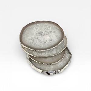 Ensemble de dessous-de-verre carrés en agate blanche naturelle avec bordure dorée, décoration de table de luxe pour la maison et le bureau modernes - Product Image 4