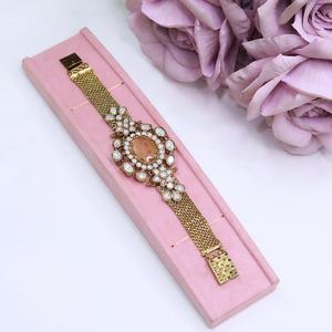 Elegante Brazalete con Acabado Dorado y Piedras Kundan de Primera Calidad para Bodas y Compromisos, Colección para Fiestas, para Mujer - Product Image 2