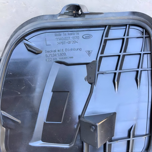Base de Puerto de Carga de Alta Calidad para Porsche Taycan 9J1, 9J1941809, 9J1941810 - Product Image 4