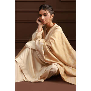 Chal Largo y Ligero de Cachemira Premium para Mujer - Fabricante Mayorista de Marca Privada - Product Image 3