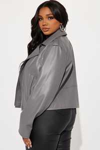 Veste de motard Slim Fit pour dames Logo personnalisé élégant Cuir PU véritable de haute qualité Vintage Casual Boutons en cuir véritable Été - Product Image 5