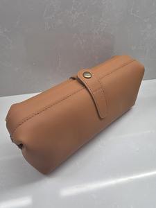 Bolsa de Maquillaje de Viaje Compacta, Ecológica, de Cuero Genuino Vintage, Resistente al Agua, Ligera, de Gran Capacidad, con Marco Ancho - Product Image 2