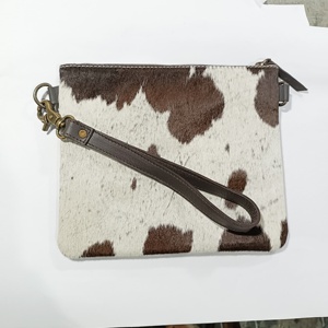 กระเป๋าสตางค์หนังทำจากหนังวัวแบบพับสามทบกระเป๋าแบบใหม่ทันสมัยลายดอกไม้ตะวันตกตกแต่งผ้าฝ้าย - Product Image 2