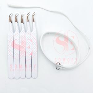 Extensiones de pestañas de acero inoxidable Diamond Grip 45 90 grados Pinzas Color blanco Logotipo láser Herramienta de belleza Extensiones de pestañas de fibra - Product Image 1