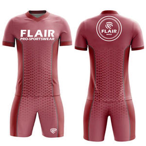 Ensembles d'uniformes de maillots de football confortables et respirants de meilleure qualité au design personnalisé Service OEM pour les jeunes joueurs de sexe masculin Coupe automatisée - Product Image 2