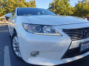 Lexus ES 300h LHD Usado, Año 2014 - Product Image 3