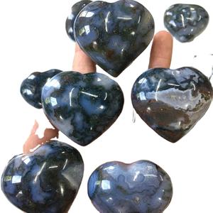 Cristal de corazón de ágata de musgo Natural más vendido último diseño de estilo Feng Shui piedra semipreciosa artesanía meditación recuerdo - Product Image 1