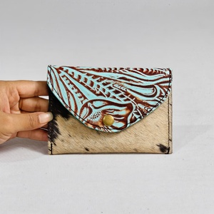 Porta Pasaportes de Cuero Genuino para Mujer, Nuevo, Multifuncional, Anti-Robo, con Grabado, Elegante, Estilo Étnico Vintage, de Lujo - Product Image 1