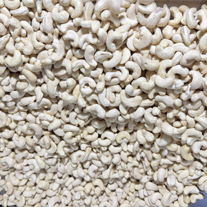 Venta Caliente de Anacardos a Precios Mundiales, Nueces de Anacardo W320 de Vietnam, Santiago, Vietnam, Empaque de Marca Privada Disponible - Product Image 1