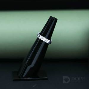 Bague en or fin 18KT avec diamant Ice-Out personnalisée pour hommes modernes pour cadeau d'anniversaire - Product Image 1