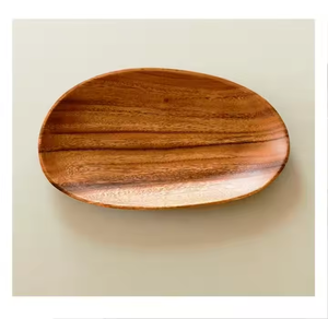 Plato redondo de madera de acacia para servir, plato de madera de 11cm hecho a mano y sostenible Ser por Crescent Crafts - Product Image 3