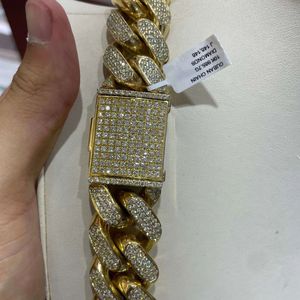 Best High Quality Customized 20 mm Cuban Link Moissanite Diamond Chain 10K GOLD White Yellow Gold Diamond Chain Vvs lab diamonds - Product Image 5