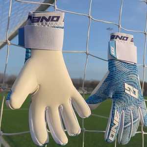 Guantes de portero de cuero Premium de alta calidad personalizables y ajuste Personal al por mayor guantes de agarre de látex de fútbol al aire libre - Product Image 1