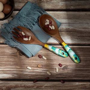 Cuillère à salade en bois et résine Design tendance unique Cuillère en bois et résine d'acacia naturel faite à la main - Product Image 5