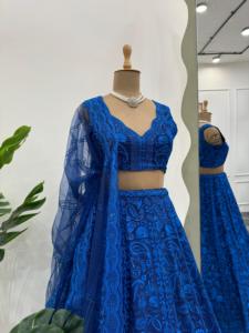 ชุดแต่งงานที่สวยงาม lehenga choli กับด้ายและลำดับการทำงาน - Product Image 2