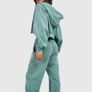 Ensemble décontracté 2 pièces en toile unie pour femme : Crop Top et Short au-dessus du genou, Coupe régulière, Respirant, Écoresponsable, Été 2026 - Product Image 2