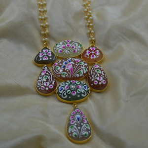 Dernier design collier de peinture à la main plaqué or traditionnel indien élégant pour femmes et filles - Product Image 1