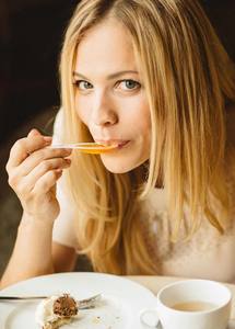 Lot de 30 cuillères de miel de pin turc premium, 100% miel de forêt naturel, riche en antioxydants, bâtonnets de miel gourmands, 80 Brix - Product Image 5