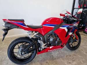 ข้อเสนอคุณภาพดีที่สุด รถมอเตอร์ไซค์ CBR600RR 599cc ปี 2026 พร้อมรับประกัน 3 ปี - พร้อมจัดส่ง - Product Image 3