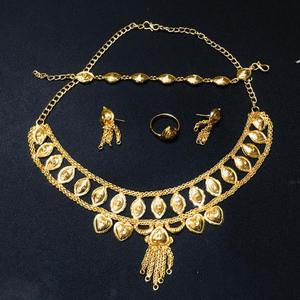 Conjunto de collar de perlas de diamante americano Aleación chapada en oro Patrón de Cruz Fiesta de mujer Accesorio DE BODA DDP RTS Envío EE. UU./Europa - Product Image 1