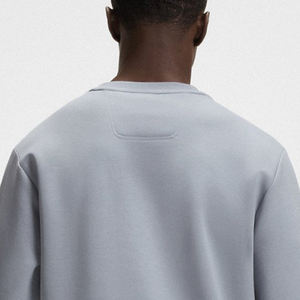 Sudadera para Hombre de Tela Transpirable y Ajustable con Diseño de Logotipo Personalizado en Color Sólido, Cuello Redondo y Mangas Completas, Diseño Informal - Product Image 5