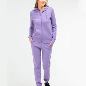 ชุดวอร์มสองชิ้นใส่สบายสำหรับผู้หญิงชุดวอร์มขนแกะแบบกำหนดเองสำหรับกีฬาและชุดลำลอง - Product Image 1