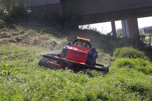 Tondeuse à gazon robotisée tout-terrain RC R-52 de qualité industrielle, télécommandée, alimentée par batterie, best-seller - Product Image 2